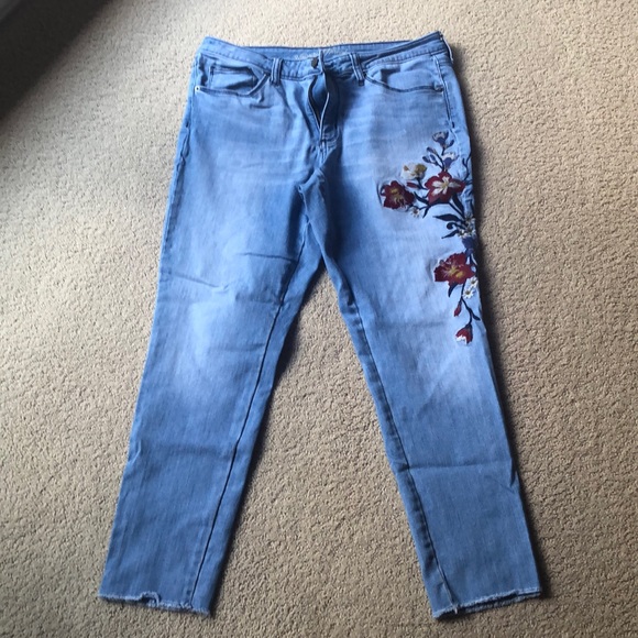Universal Thread Denim - Universal Thread Embroidered Jeans